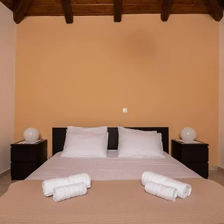 Eva Traditional Houses In Volimes * Ano Volimes