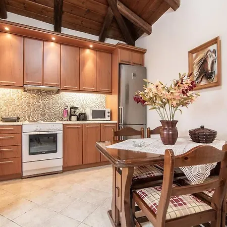 Eva Traditional Houses In Volimes Ano Volimes